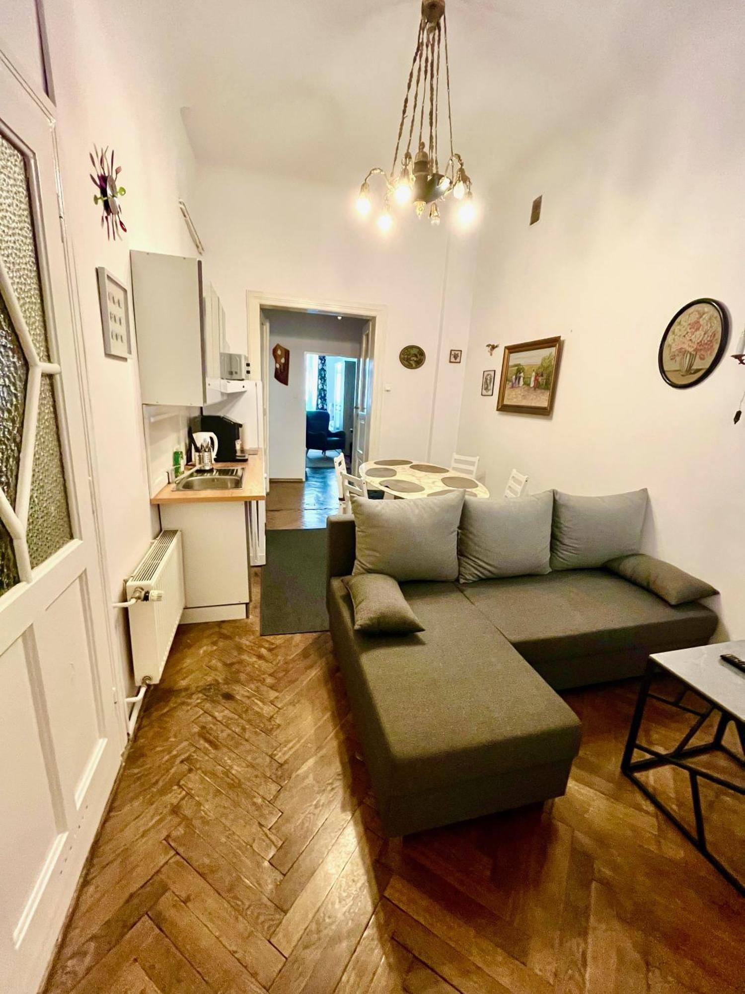 Pokoje Goscinne Wislna Cracóvia Exterior foto